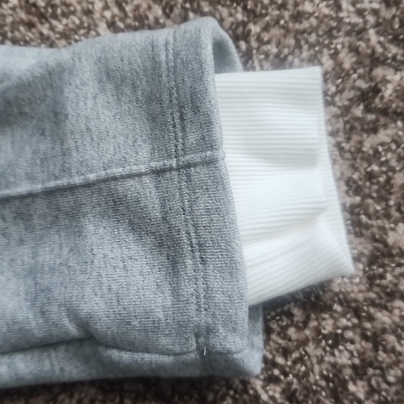 Pants - Picture 2 of 4